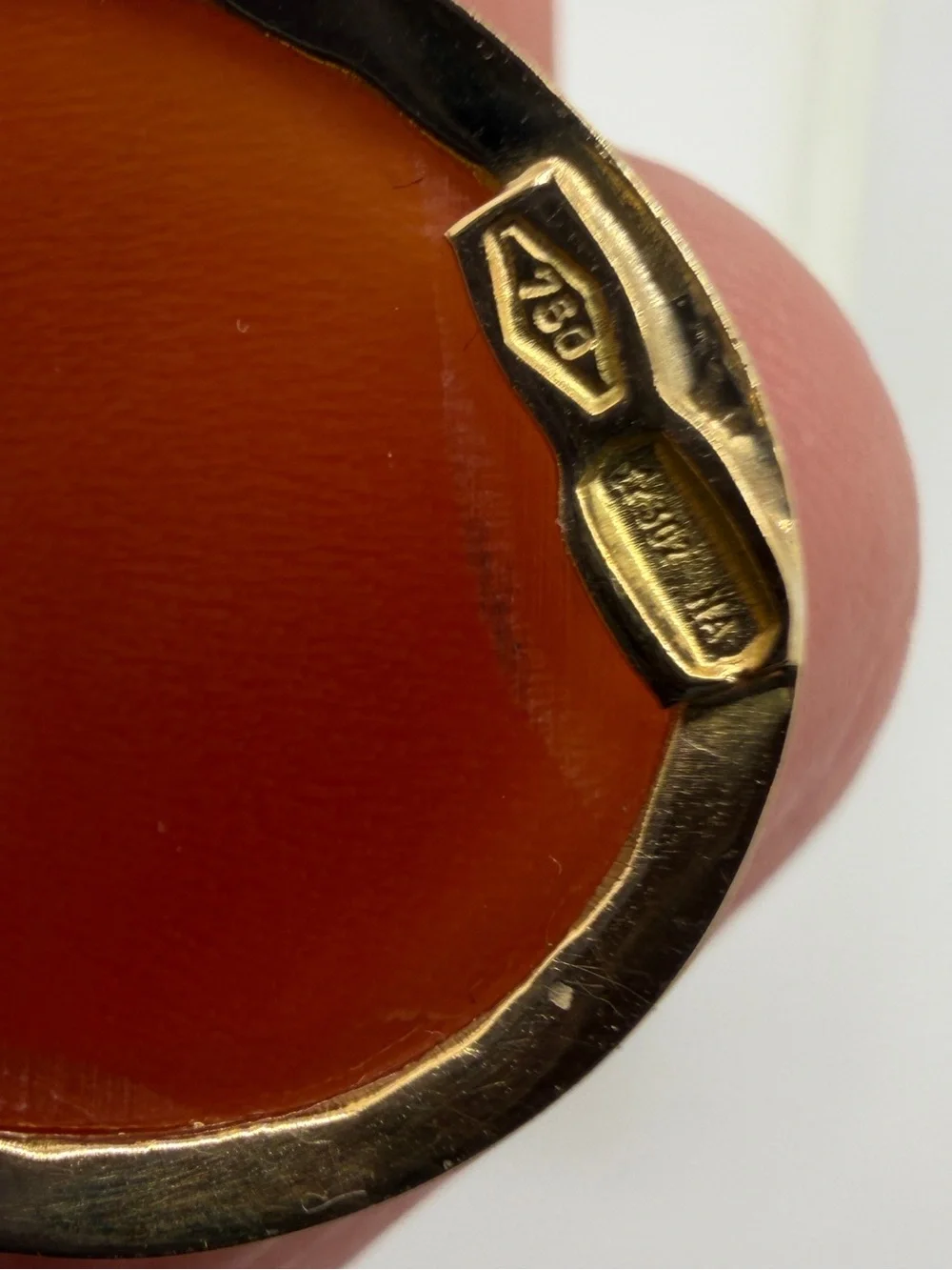 Vintage 18kt (750) Yellow Gold 20x15mm Cameo Pendant/Brooch/Pin combo!‎